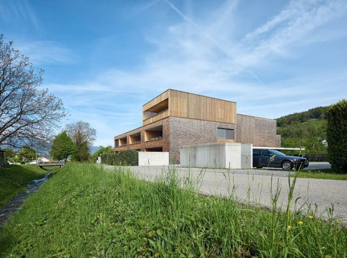 Apartment Gartenwohnung In Praemierter Wohnanlage